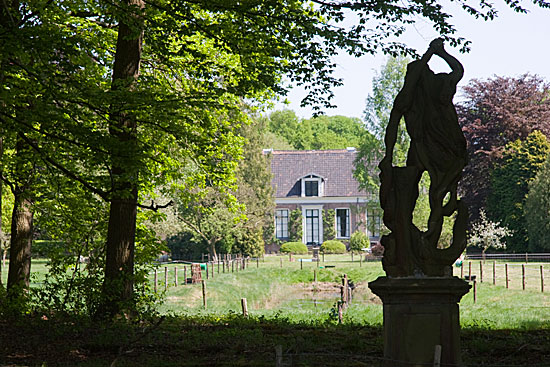 img40745