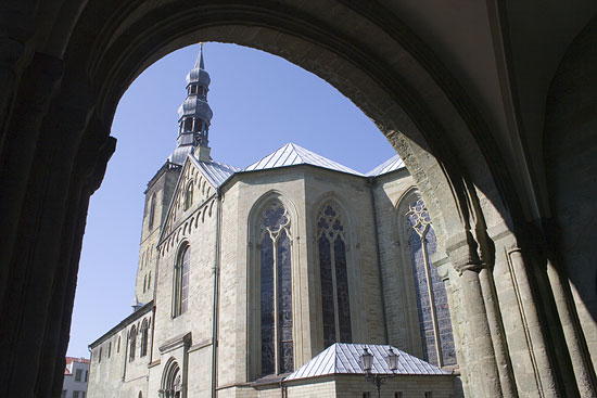 img07683